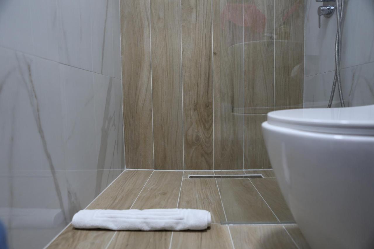 Blloku Studio Apartament Tirana Esterno foto