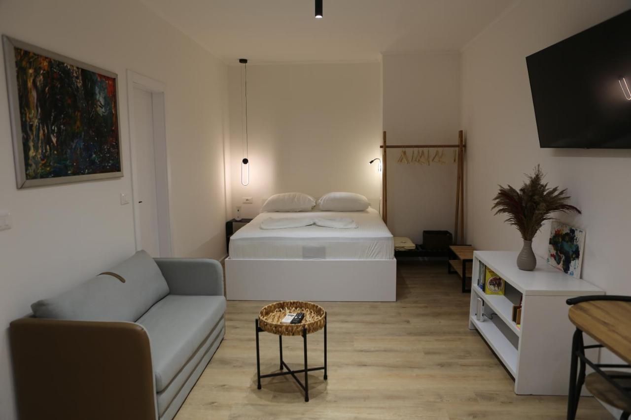 Blloku Studio Apartament Tirana Esterno foto
