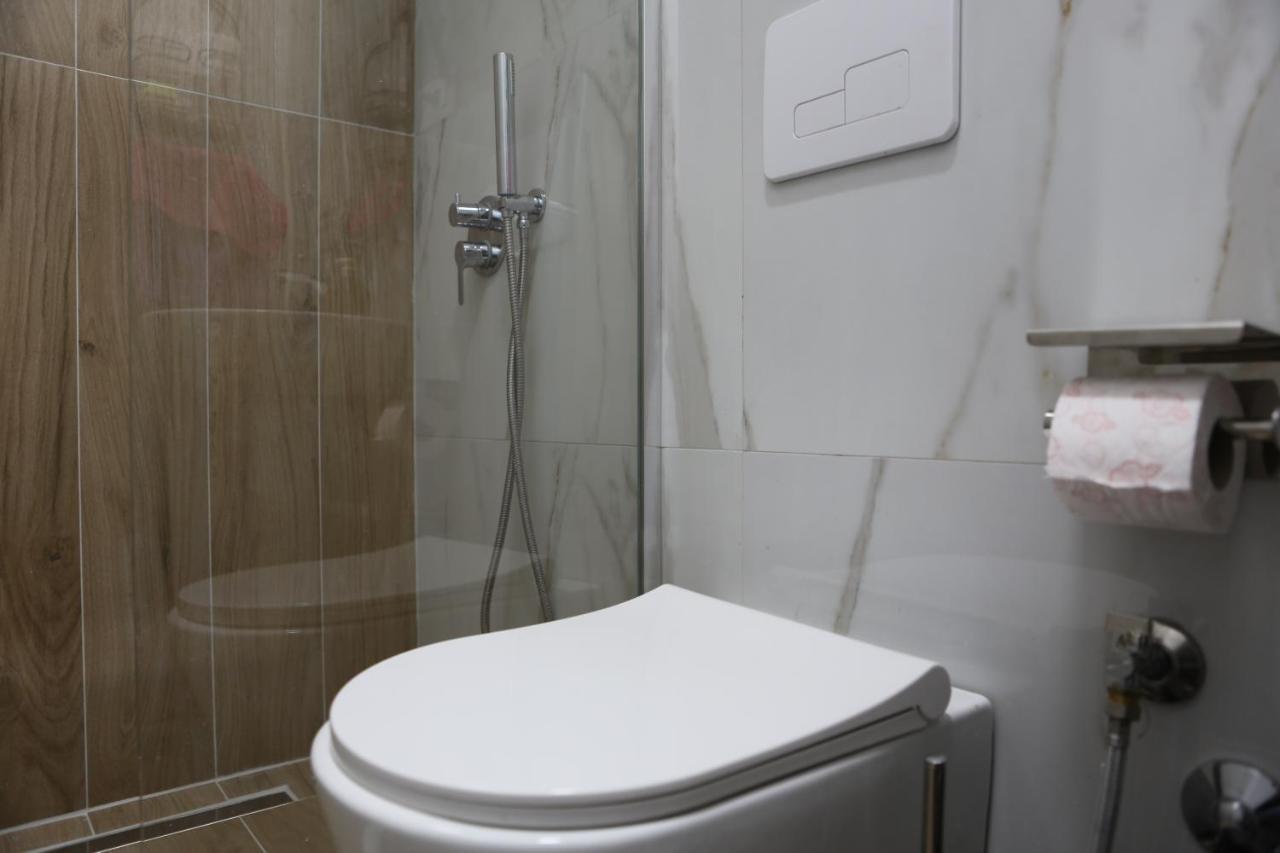 Blloku Studio Apartament Tirana Esterno foto