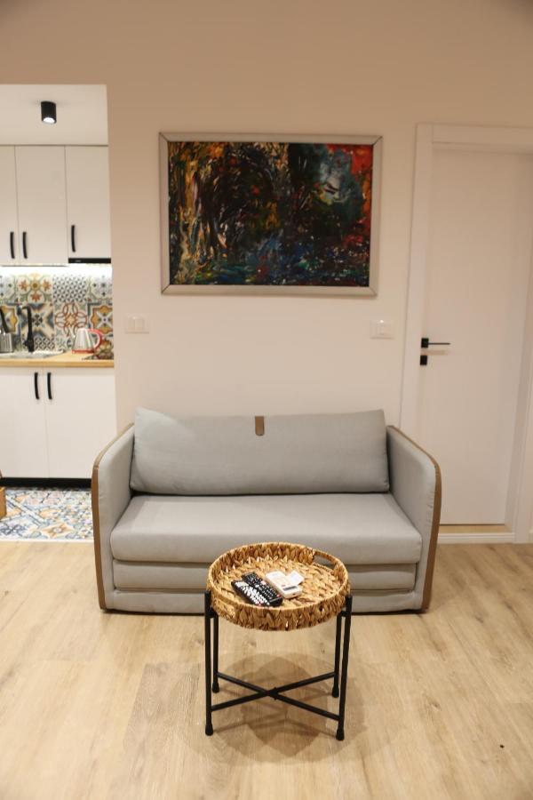 Blloku Studio Apartament Tirana Esterno foto